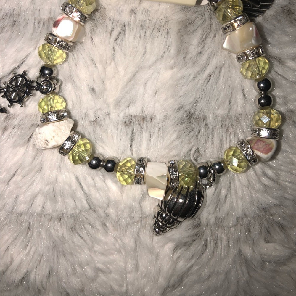 New ๐ฏ๐ฅBeautiful bracelets ๐ฅ๐น๐ฅ๐โค๏ธ - Picture 3 of 6